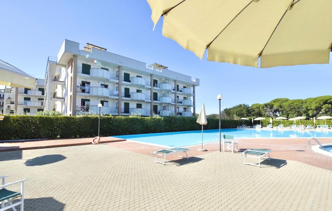 Isa-Apartments 4 Beds In Residence With Swimming-Pool In San Vincenzo, Just 600 Meters From The Sea Esterno foto